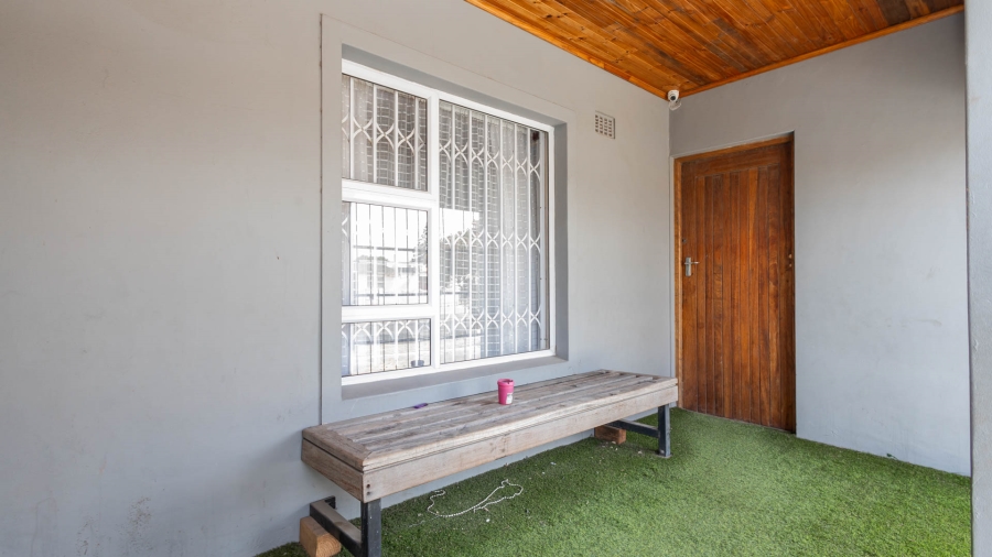 3 Bedroom Property for Sale in Heideveld Western Cape